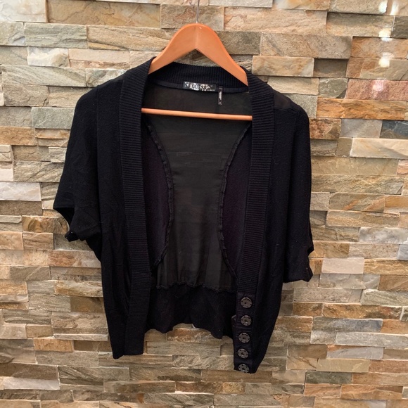 Guess Sweater/Cardigan - Picture 1 of 5